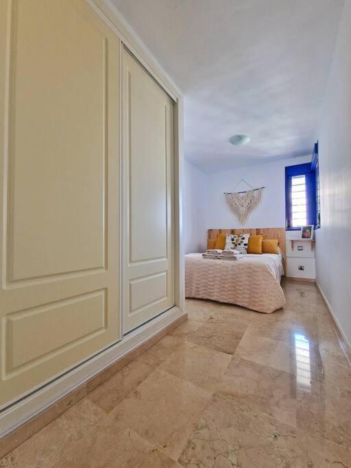 Apartmán Acogedor Piso Con Terraza Y Parking! Benalmádena Exteriér fotografie