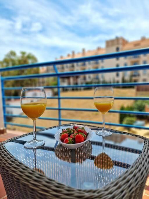 Apartmán Acogedor Piso Con Terraza Y Parking! Benalmádena Exteriér fotografie